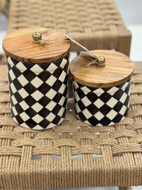 Checkerboard Ceramic 2 Canisters with Wooden Lid - Black & White